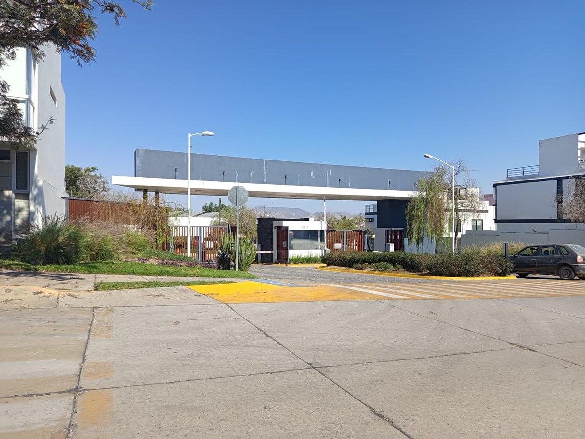 Casa em Madeiras, Zapopan, foto 11 de 16