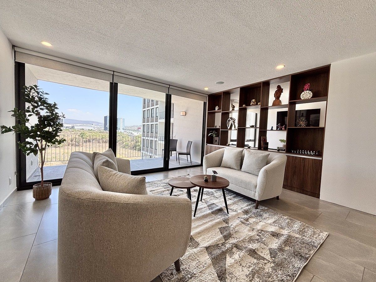 4 of 45: Bonitas vistas panorámicas .