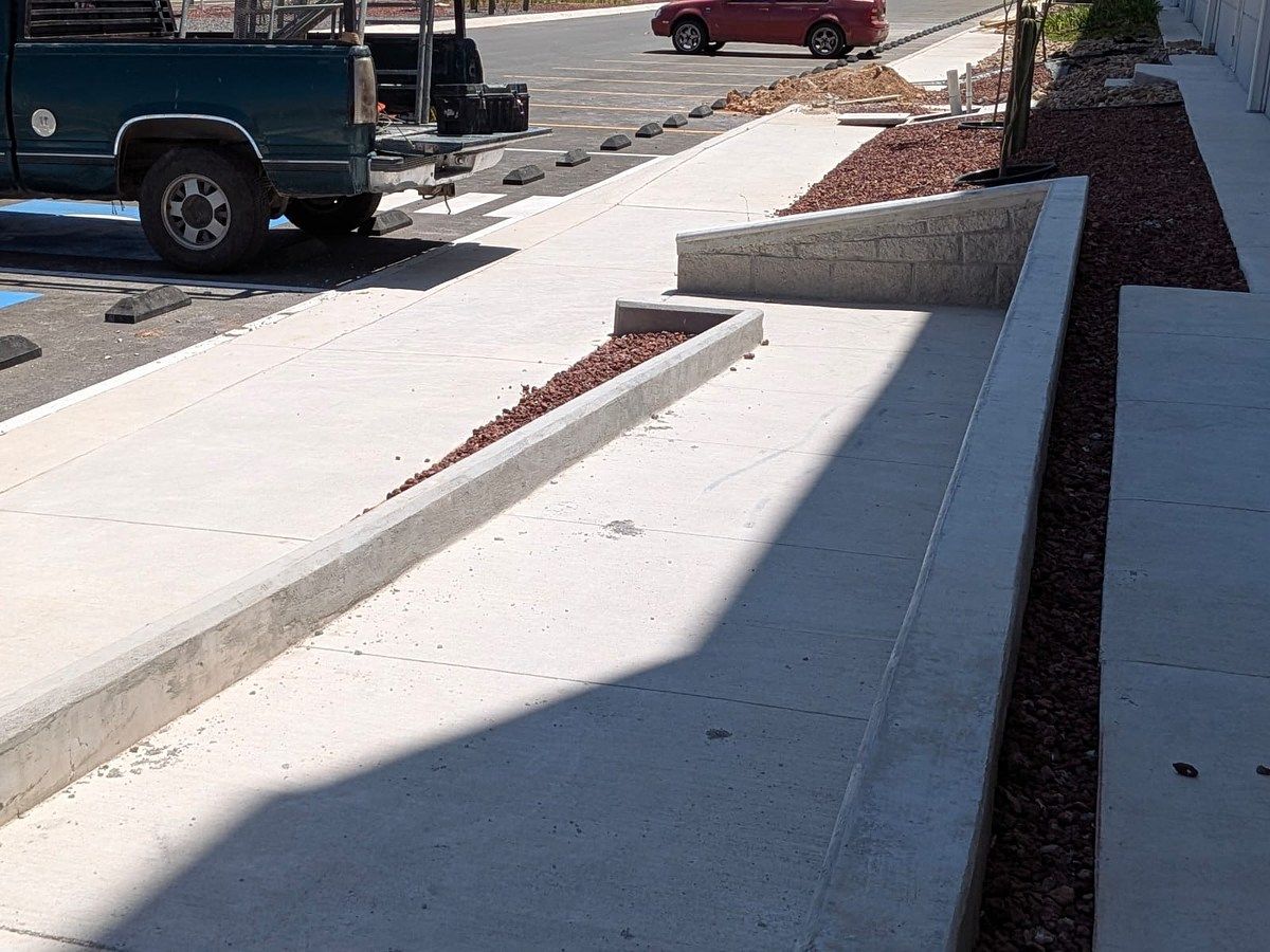 3 of 15: Rampa para sillas de ruedas