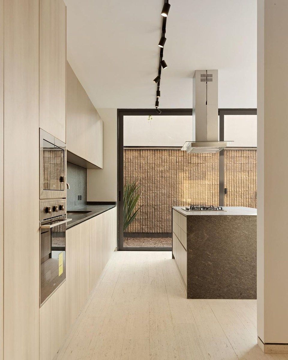 8 of 29: Cocina Equipada