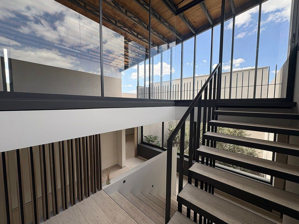 20 of 28: Escaleras al Roof Garden