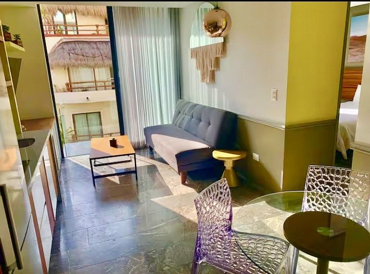 1 of 10: Living Room