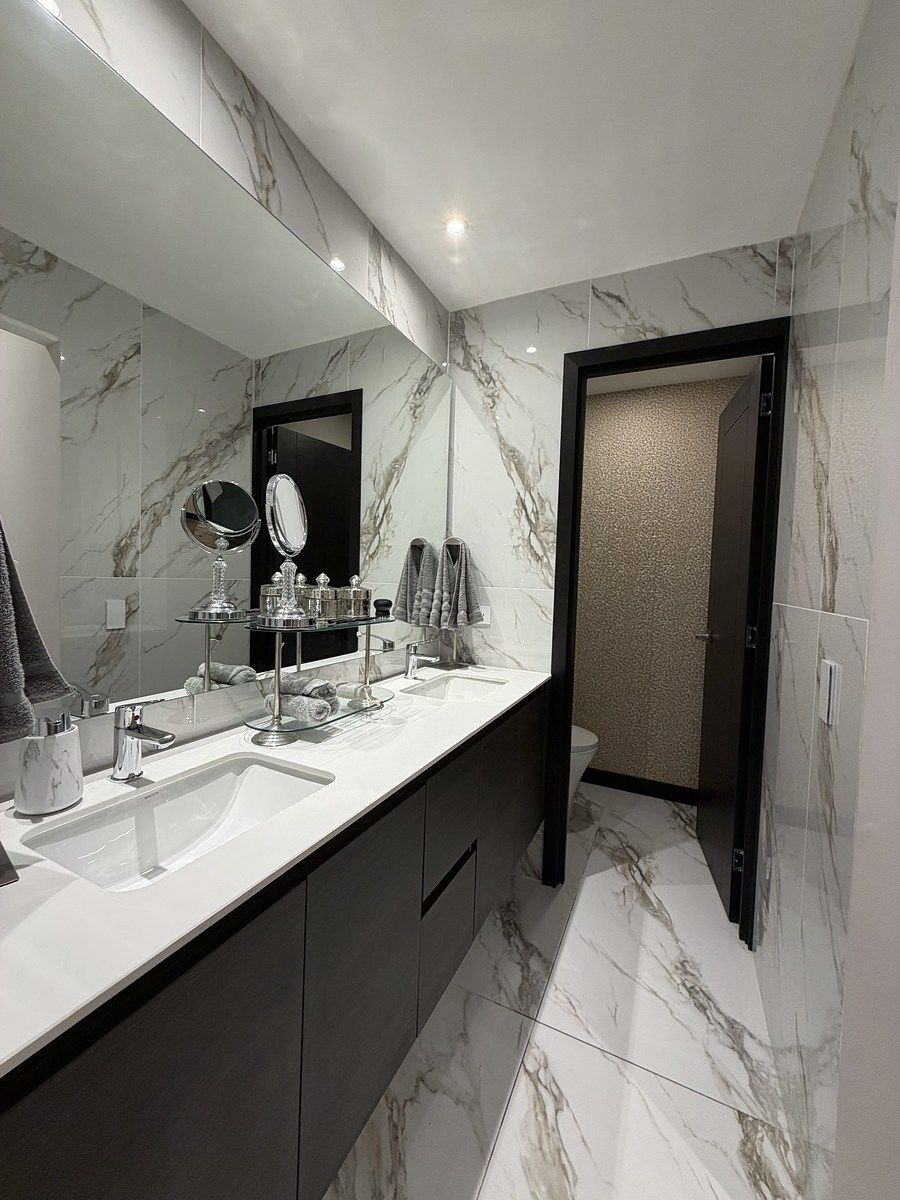 9 de 29: Baño de la habitación máster