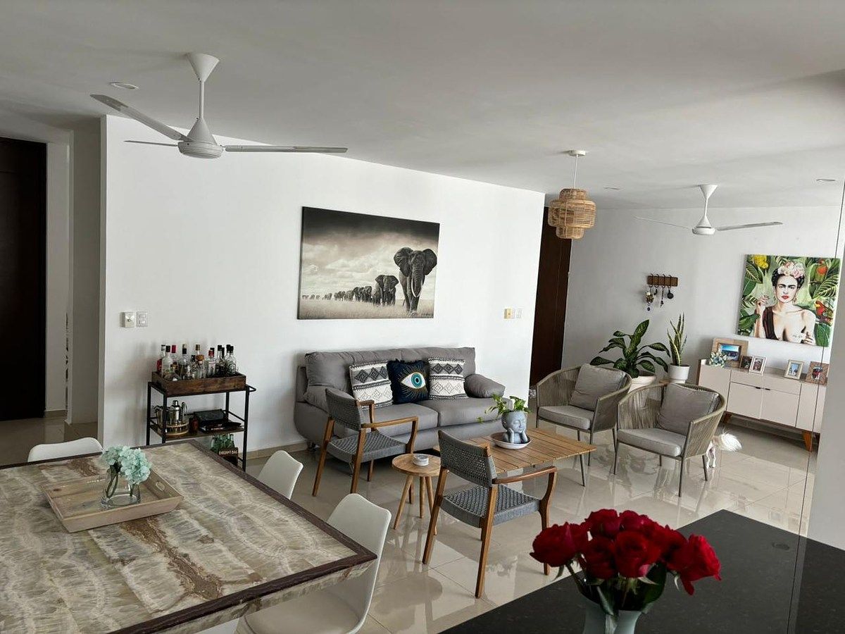 CASA CON PANELES SOLARES EN VENTA EN MERIDA, YUCATAN EN PRIVADA OLIVOS, CONKAL - foto 1