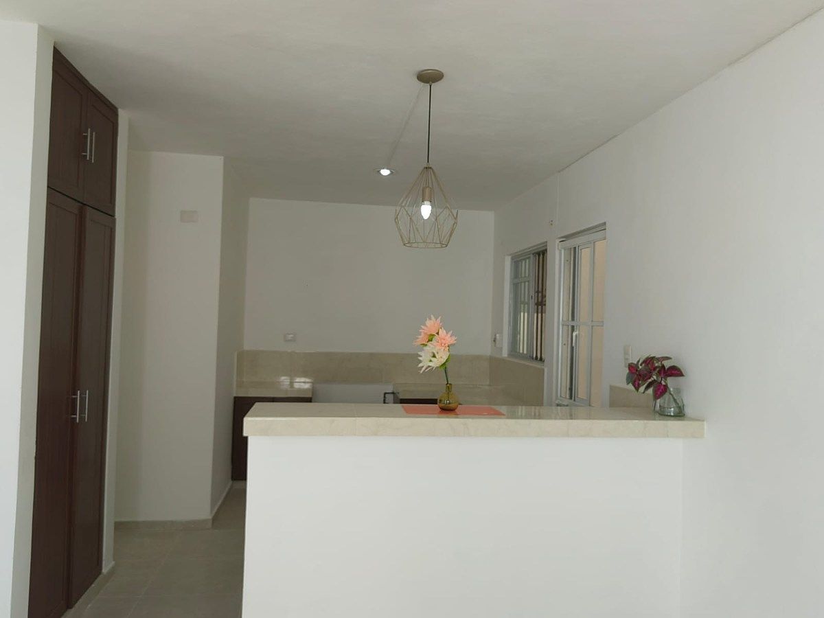 Barra de la cocina y mueble despensa, foto 7 de 22