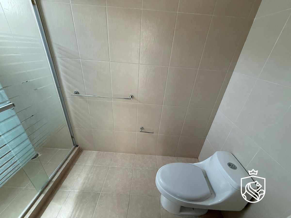 18 de 25: Baño principal