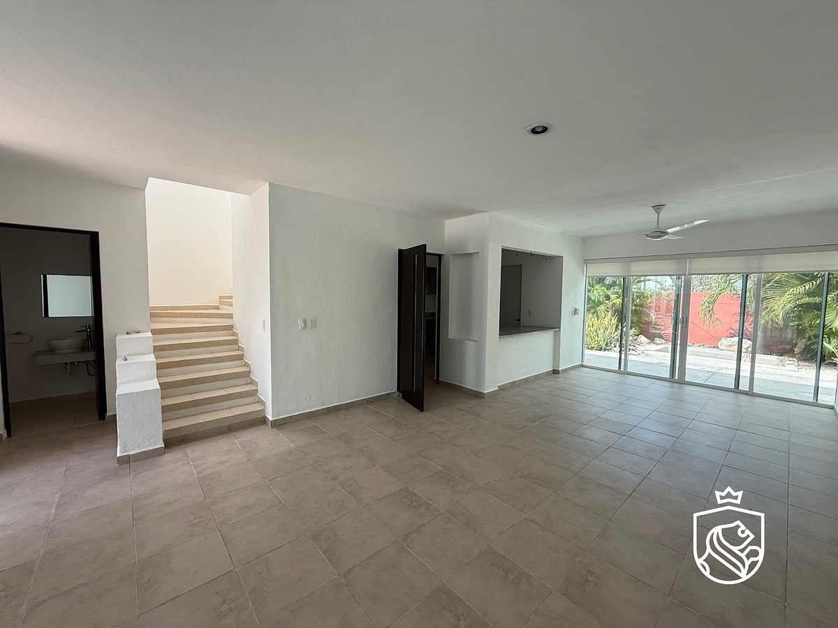 22 de 25: Vista general planta baja