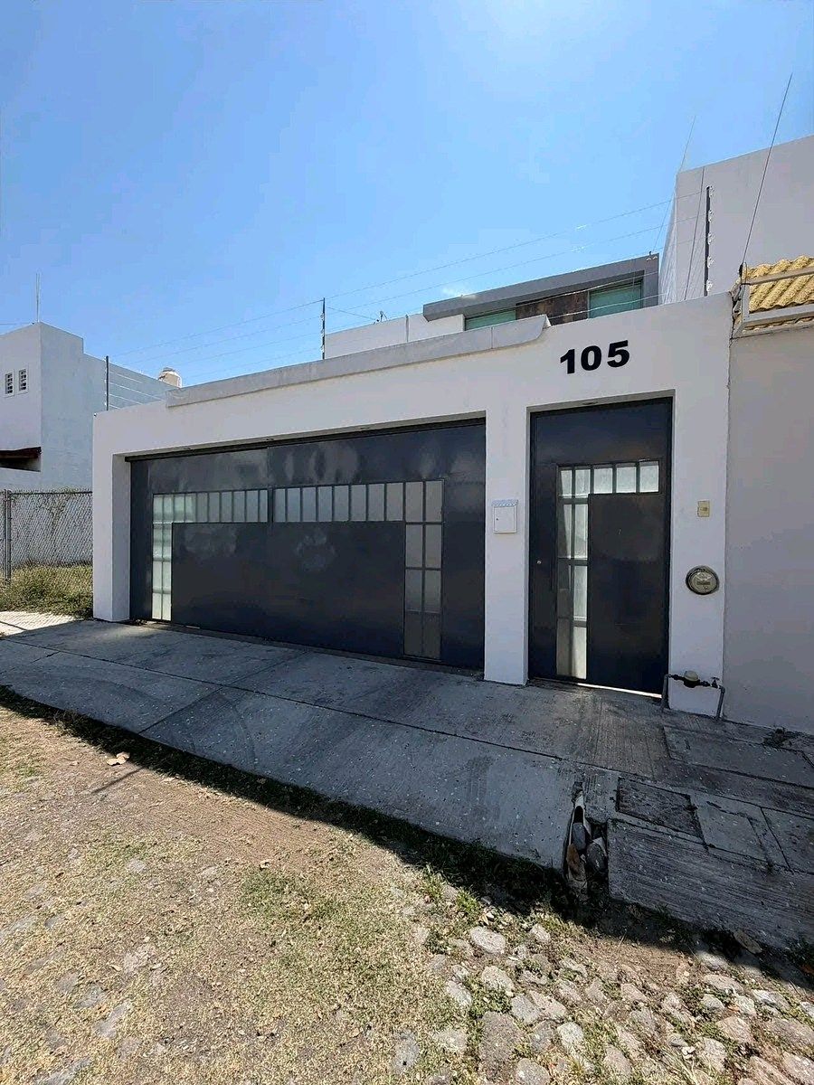 Casa en Colima, Pedro Cervantes