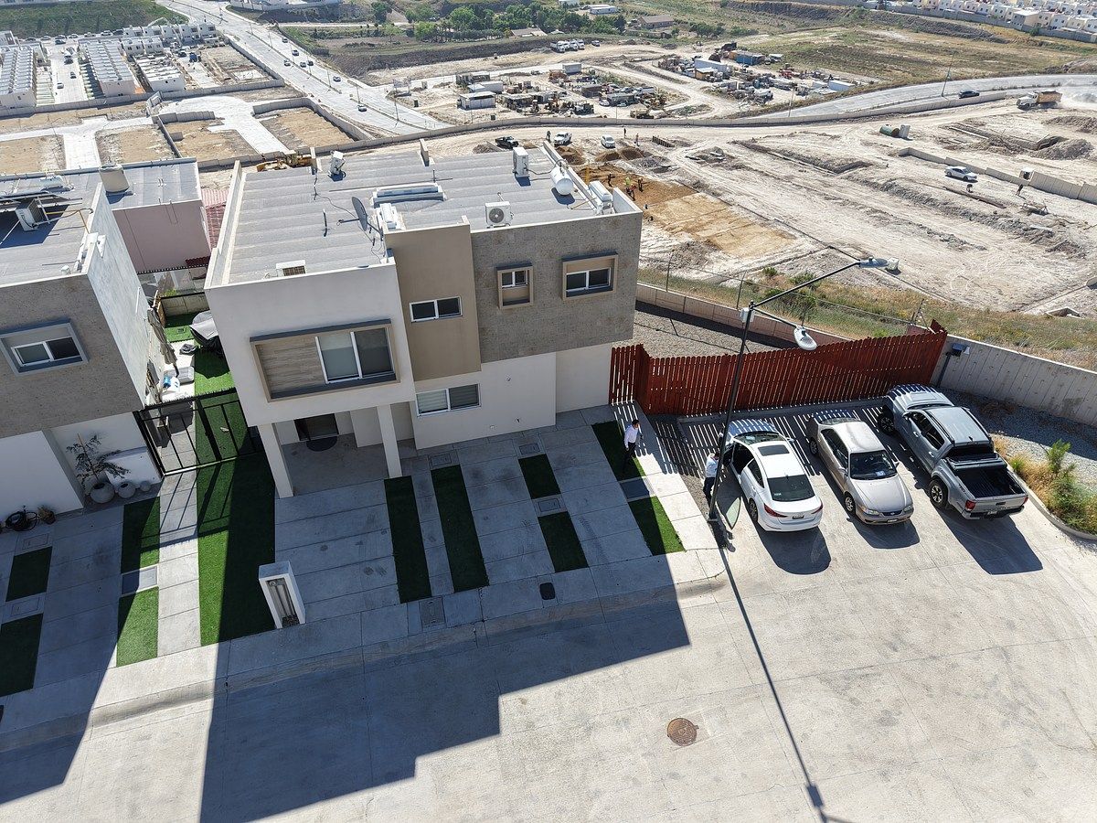 Casa en Valparaíso Residencial, Tijuana, foto 2 de 31