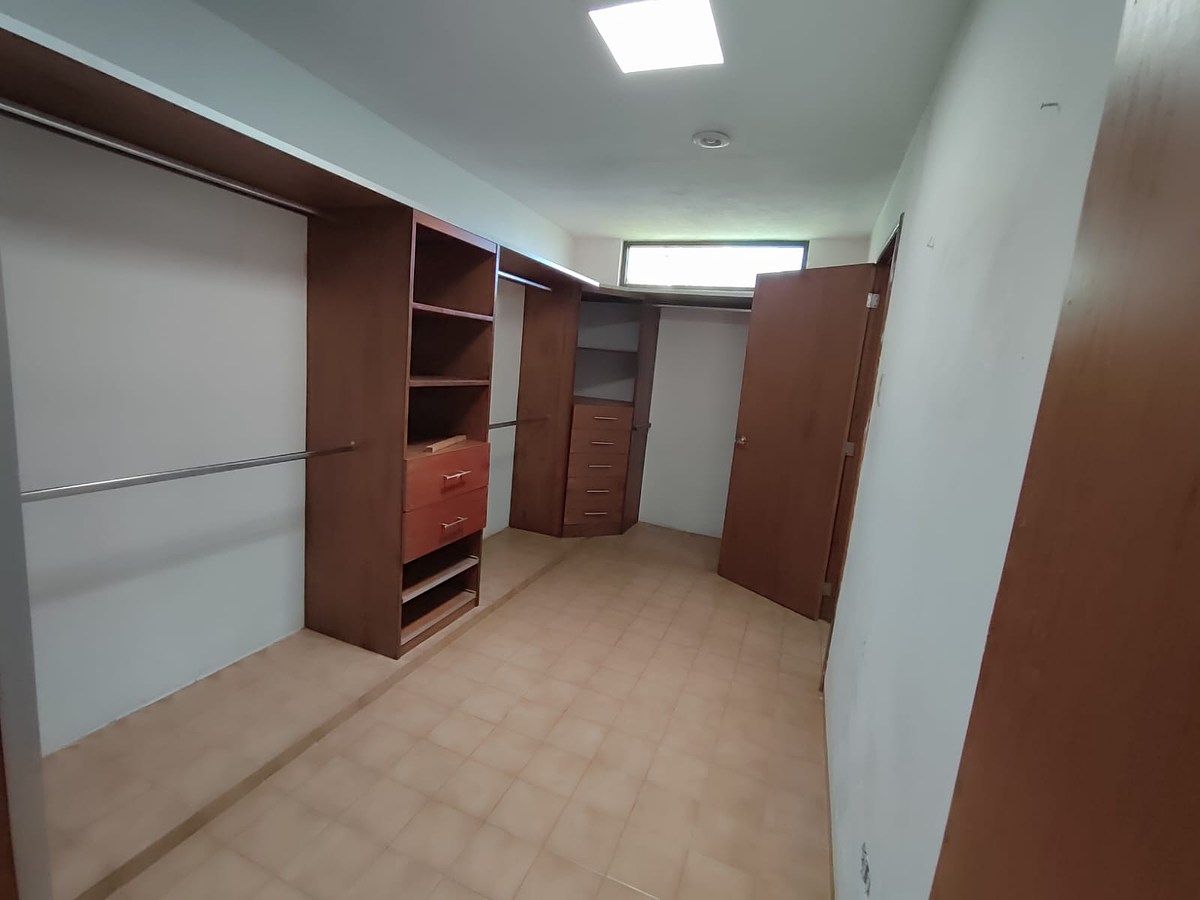 20 de 29: closet principal