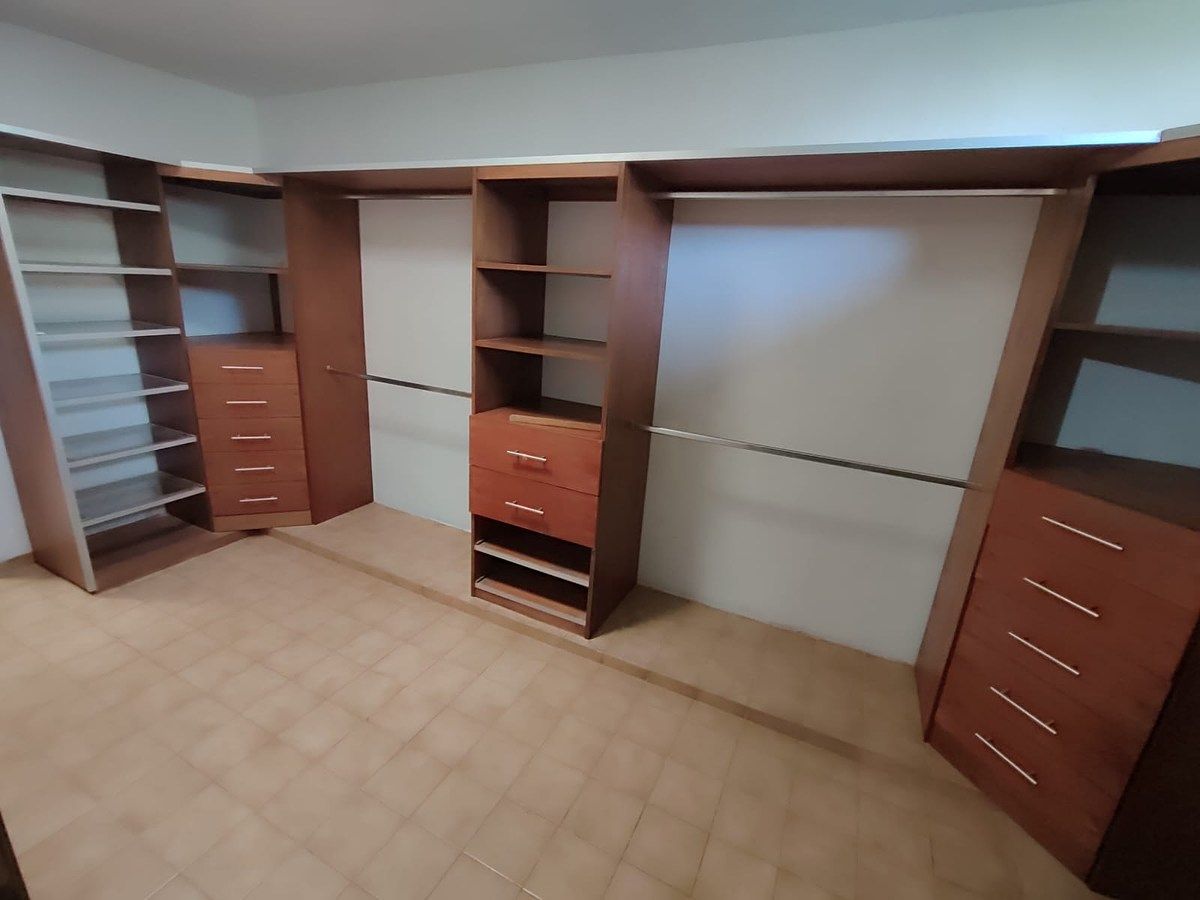 21 de 29: closet principal