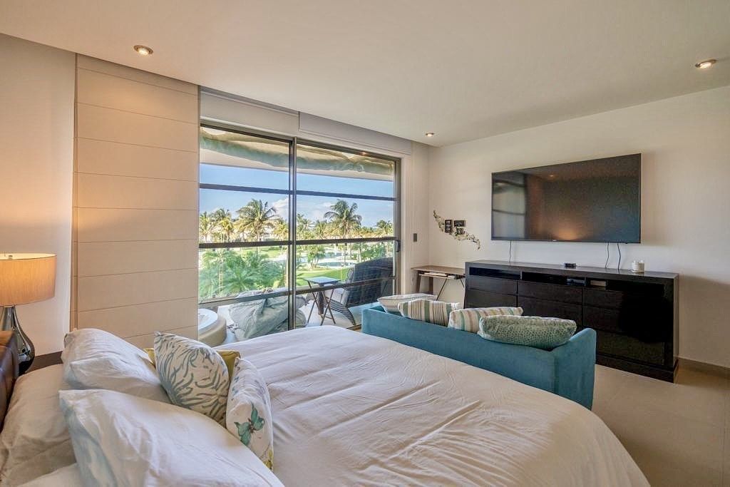 6 of 14: Recámara principal