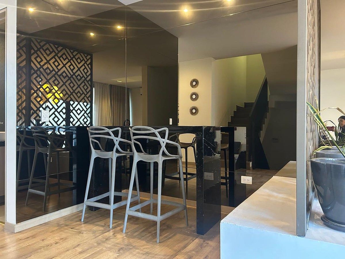 6 de 29: Área de Bar