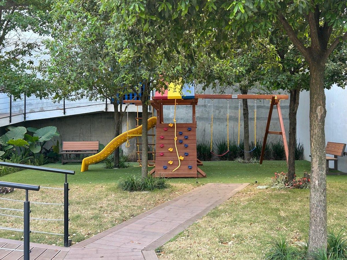 28 de 29: Juegos Infantiles - Área Villas