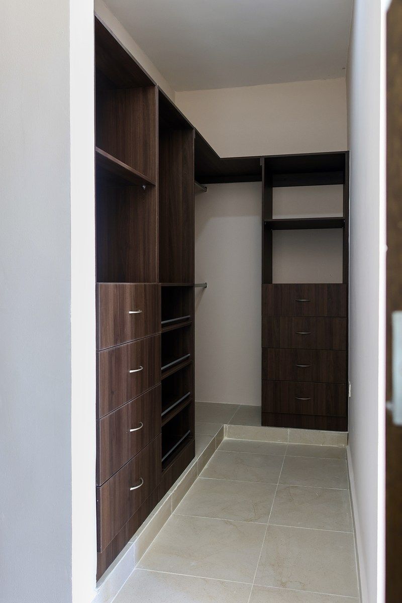 11 de 18: Closet Recámara Principal