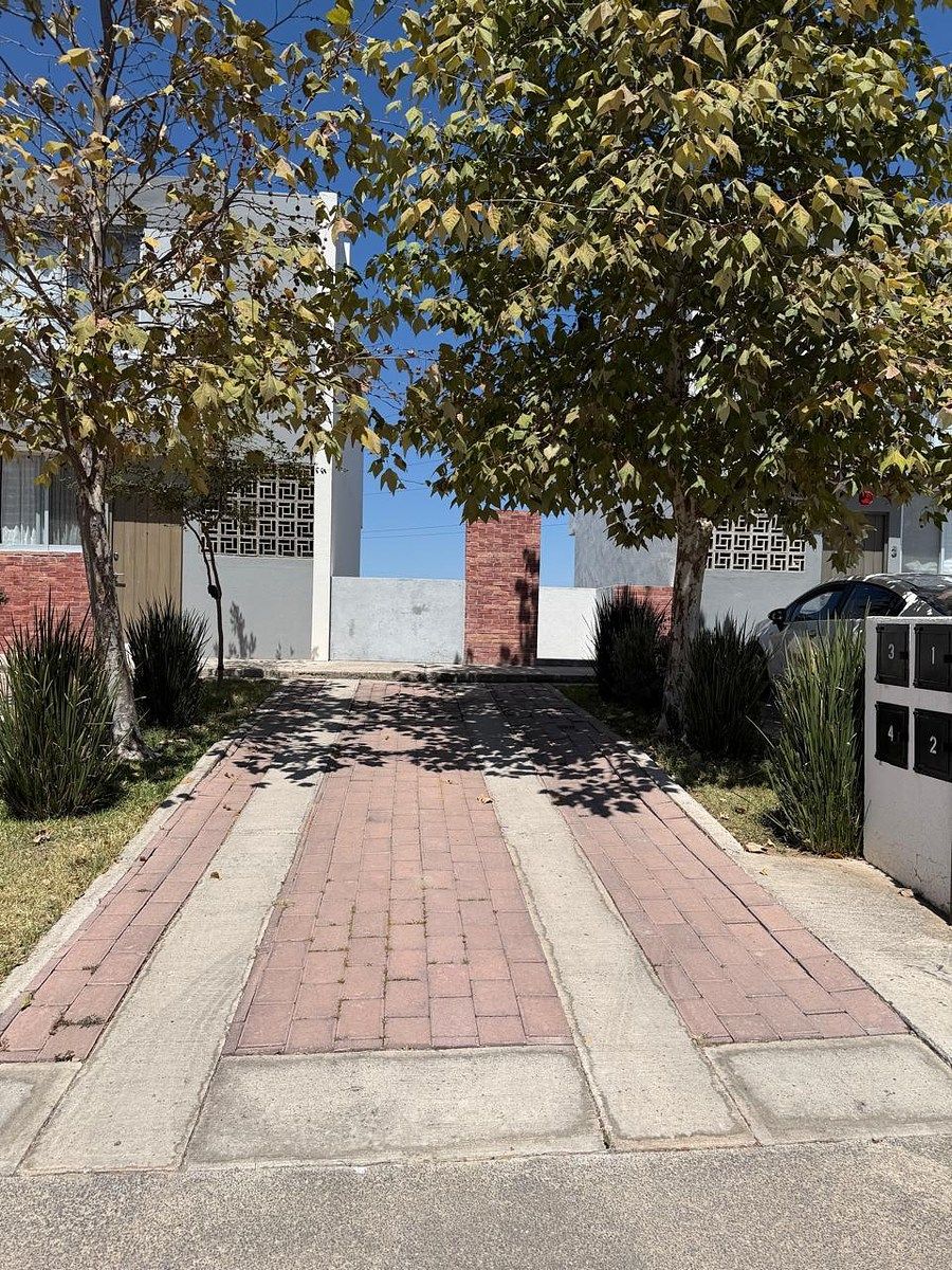 4 de 31: Estacionamiento para 2 vehículos