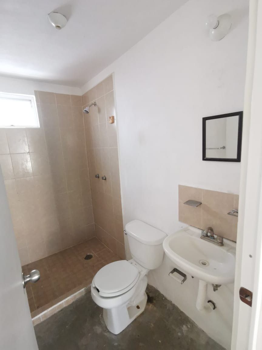 5 of 8: Baño completo