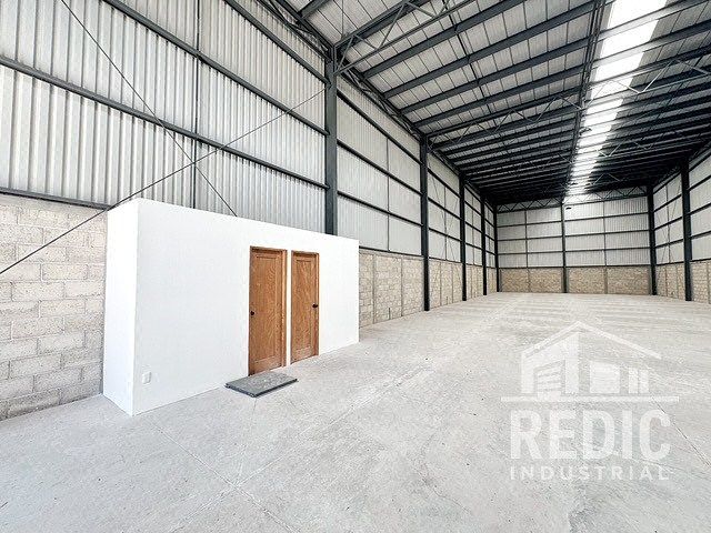 Prédio industrial em Cumbres de Conín, El Marqués, foto 8 de 17