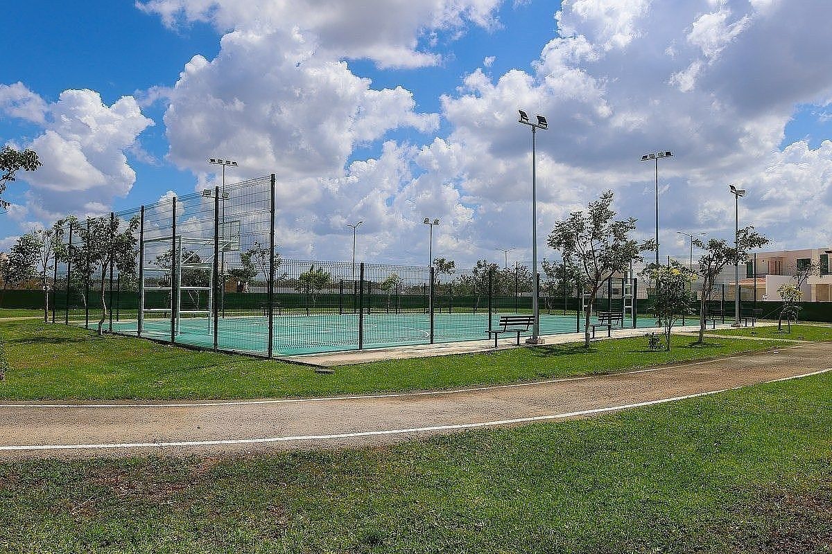 13 de 17: Cancha Deportiva