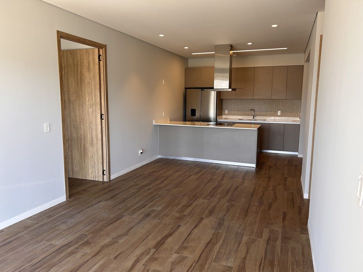 3 de 21: Cocina Equipada  con estufa y refrigerador