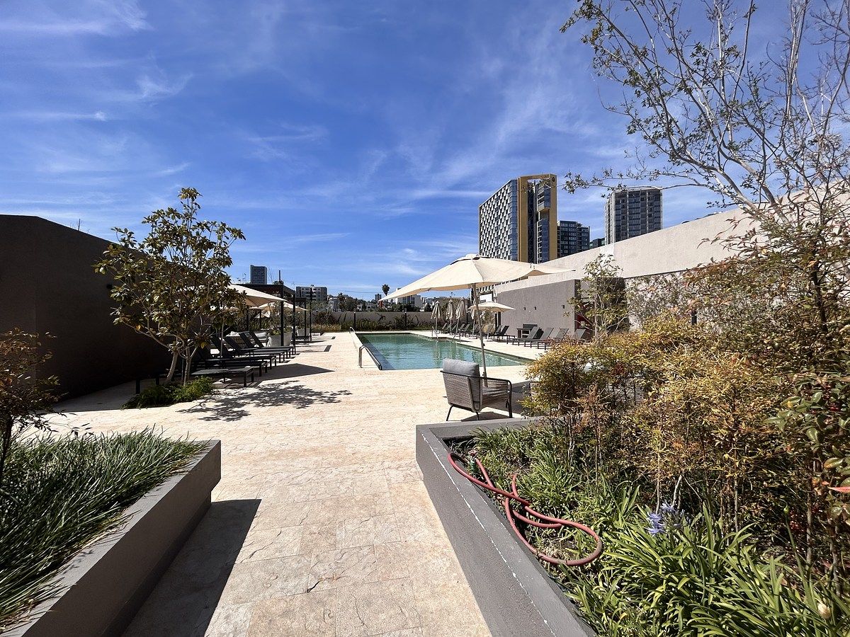 14 de 21: Area de Alberca comun