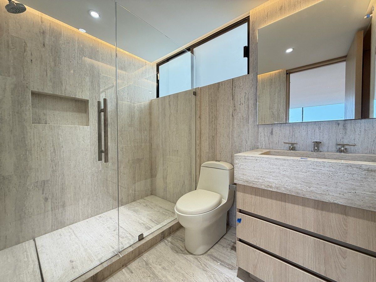 16 de 18: Baño Recámara secundaria