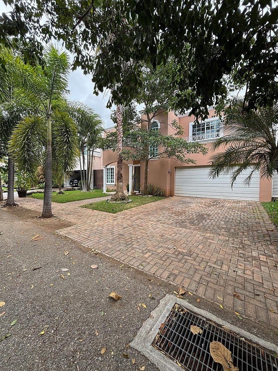 Casa em Algarrobos Desarrollo Residencial, Mérida, foto 2 de 41