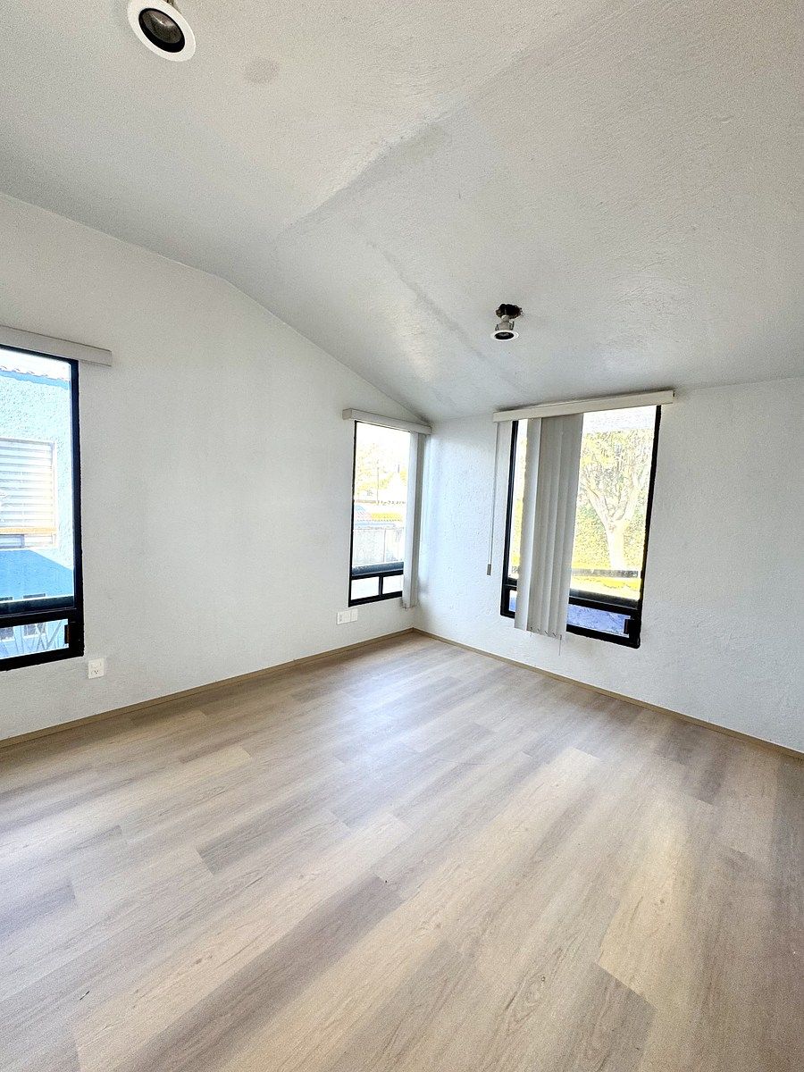 21 of 29: RECÁMARA PRINCIPAL