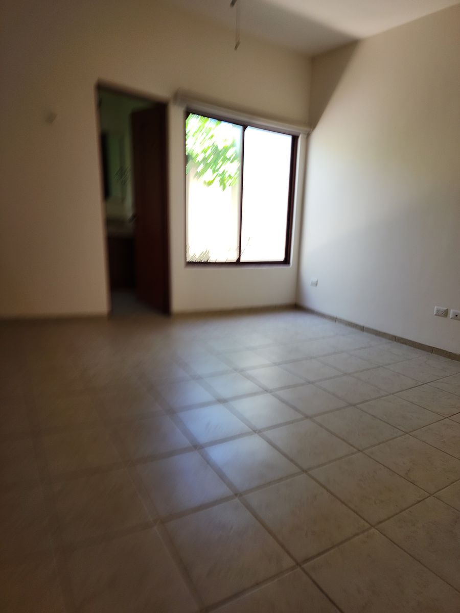 6 de 24: Recámara secundaria