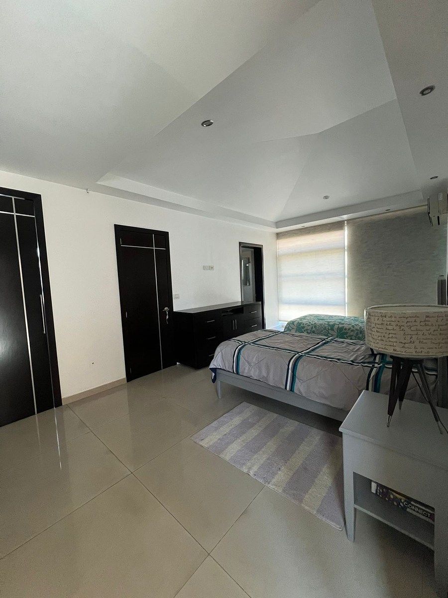 13 de 16: habitación 2