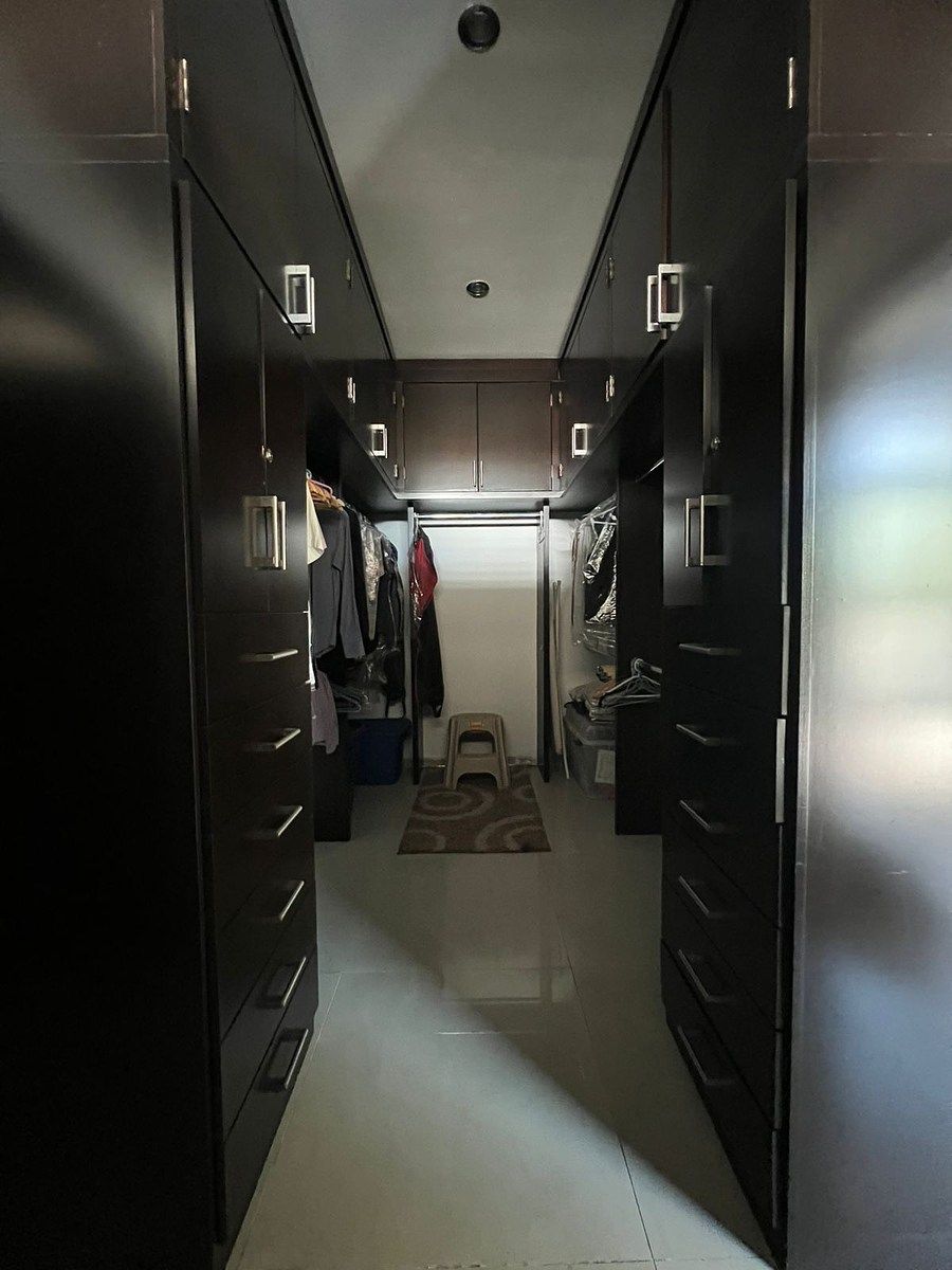 14 de 16: vestidor habitación principal