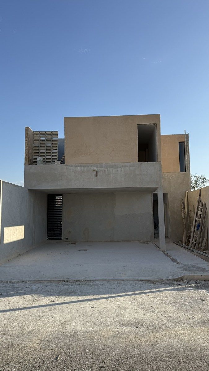 1 de 11: Fachada a marzo 2026