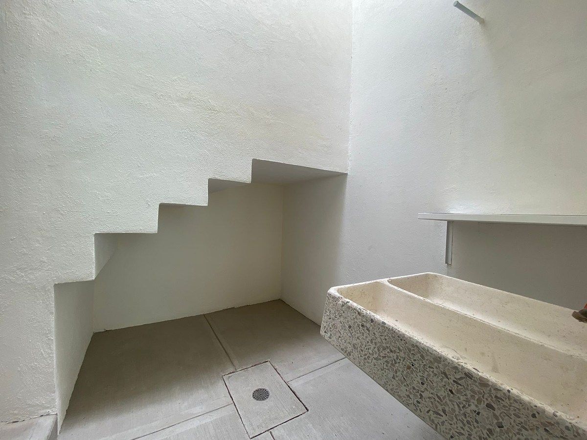 7 de 19: área de lavado techado