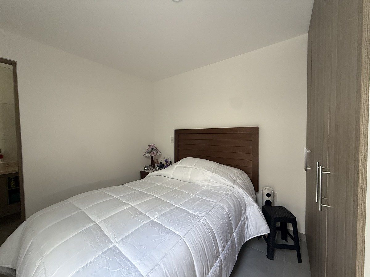 20 of 25: Recamara planta baja