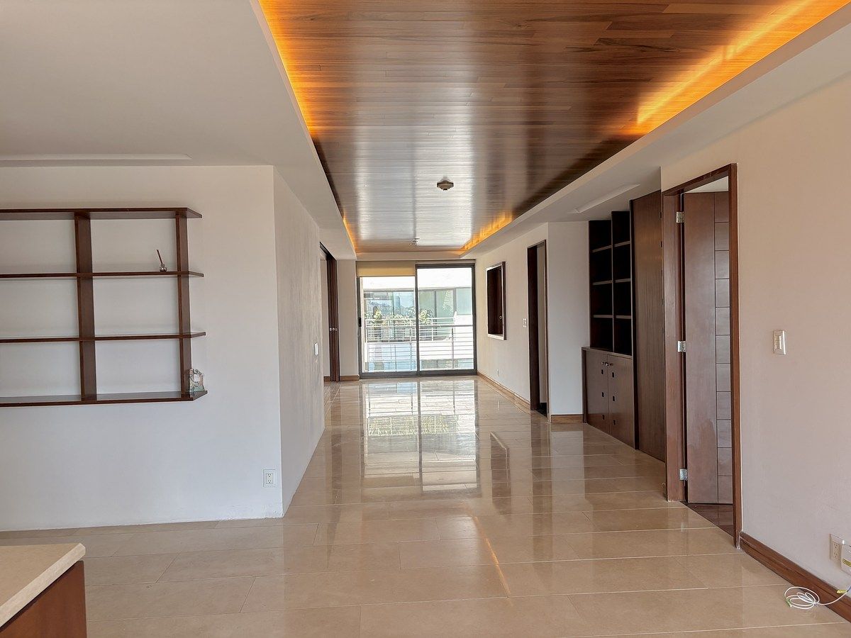 8 de 25: Distribución funcional con amplios pasillos