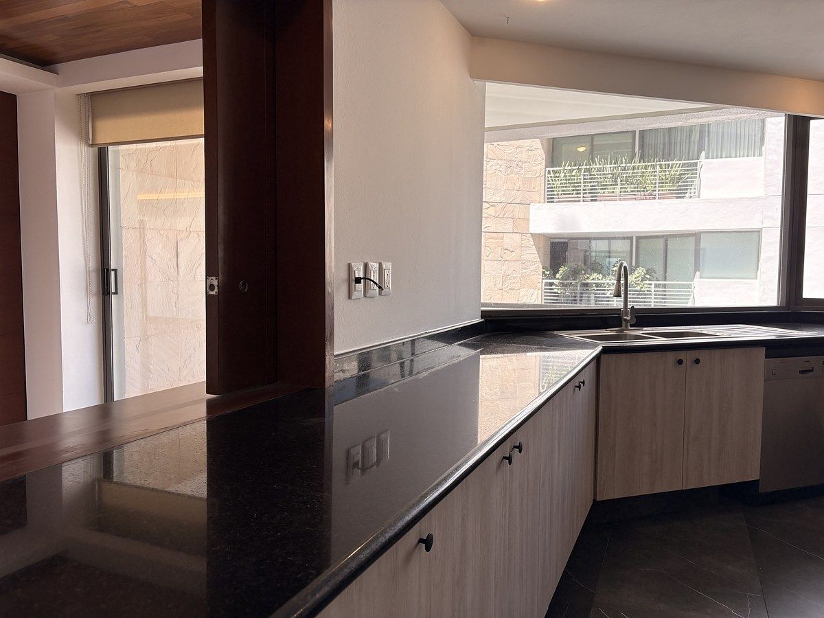 13 de 25: Cocina integral con ventilación natural