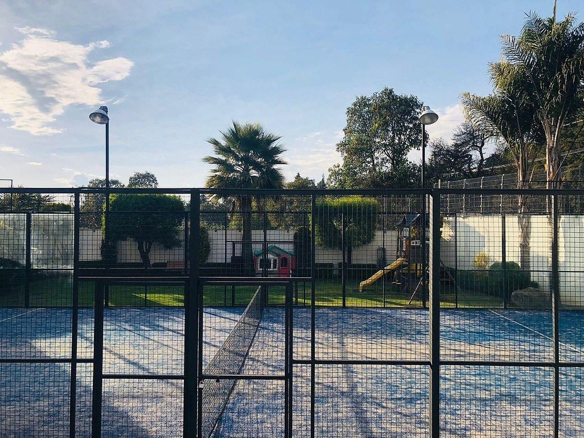 29 de 34: Cancha de pádel