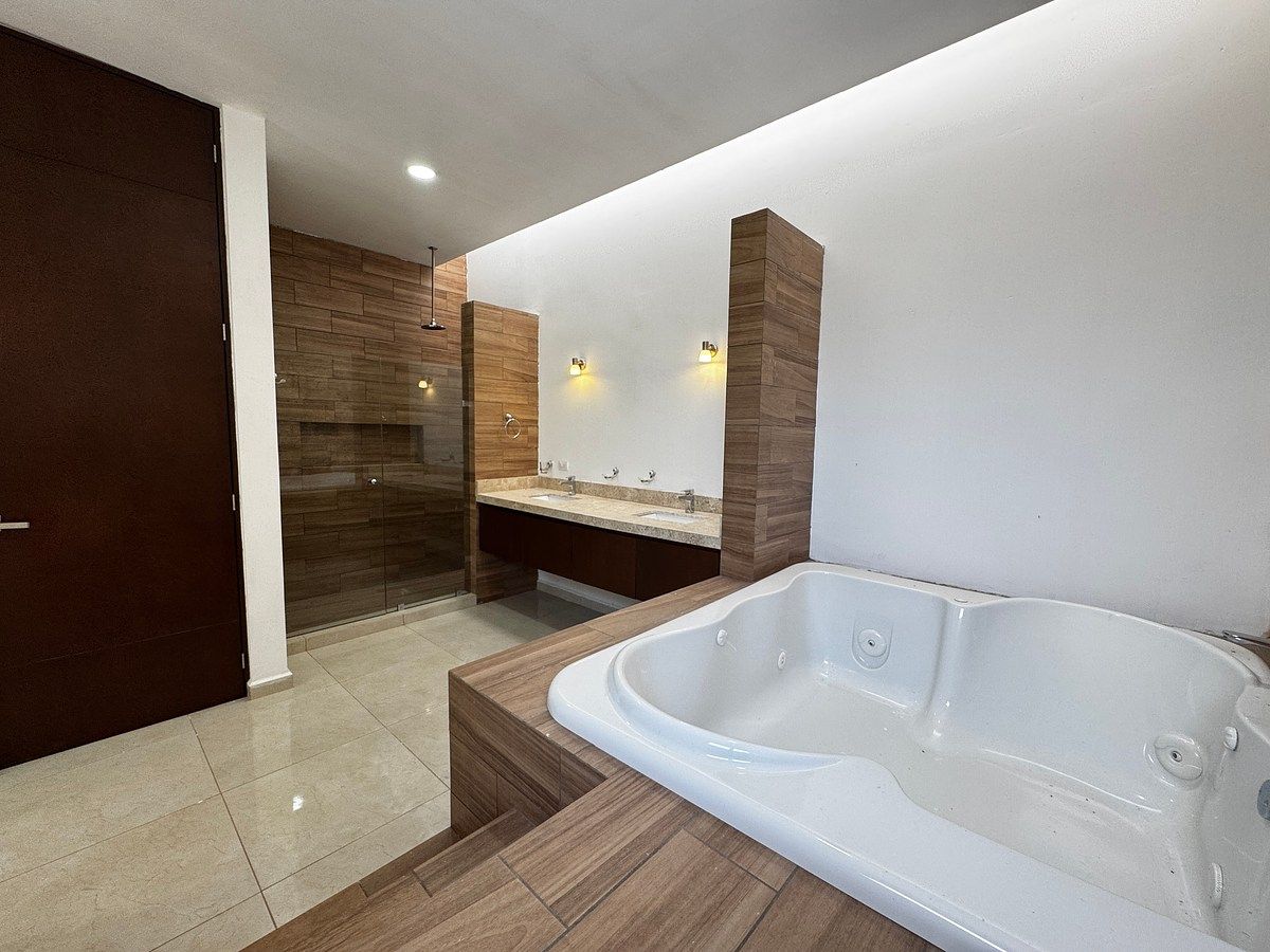 House in Cholul, Mérida, photo 9 of 14
