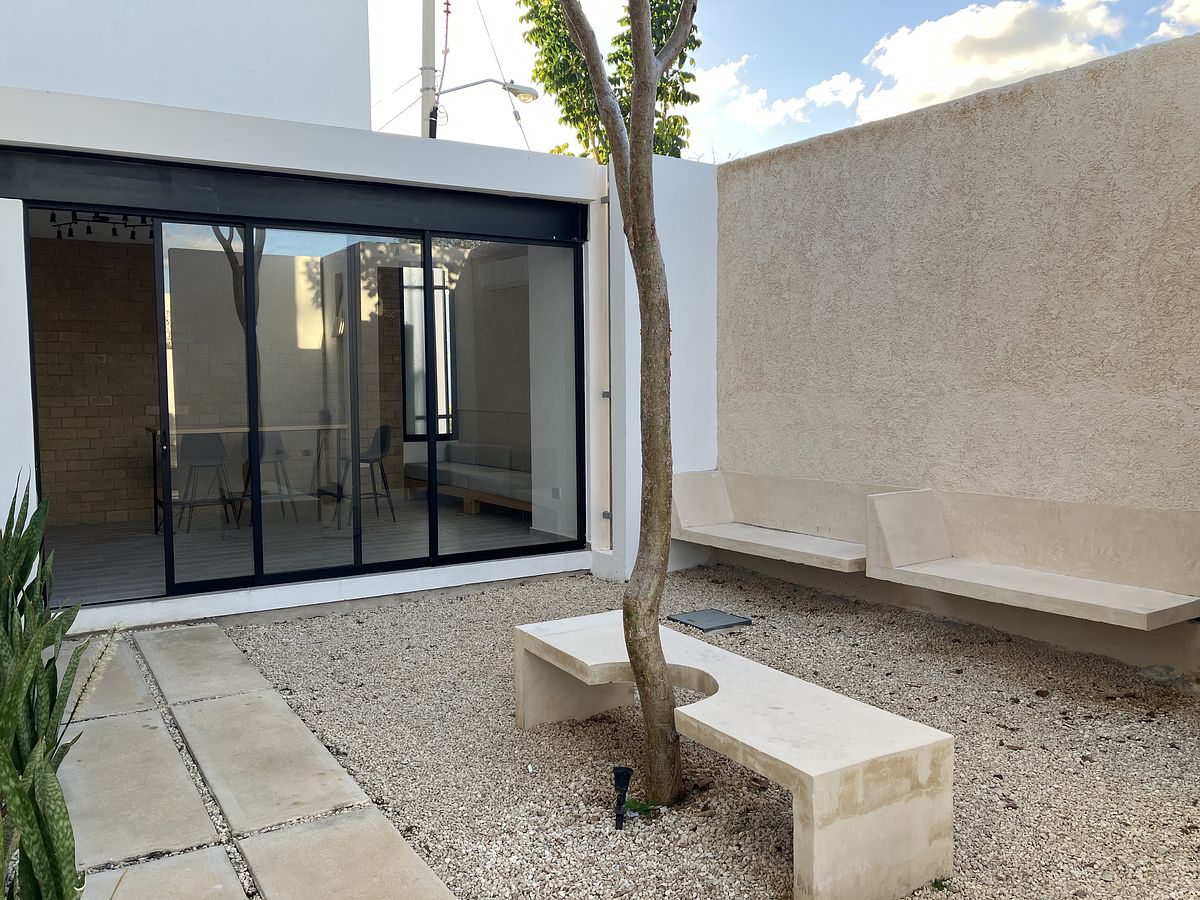 13 de 17: Área de lectura y baño