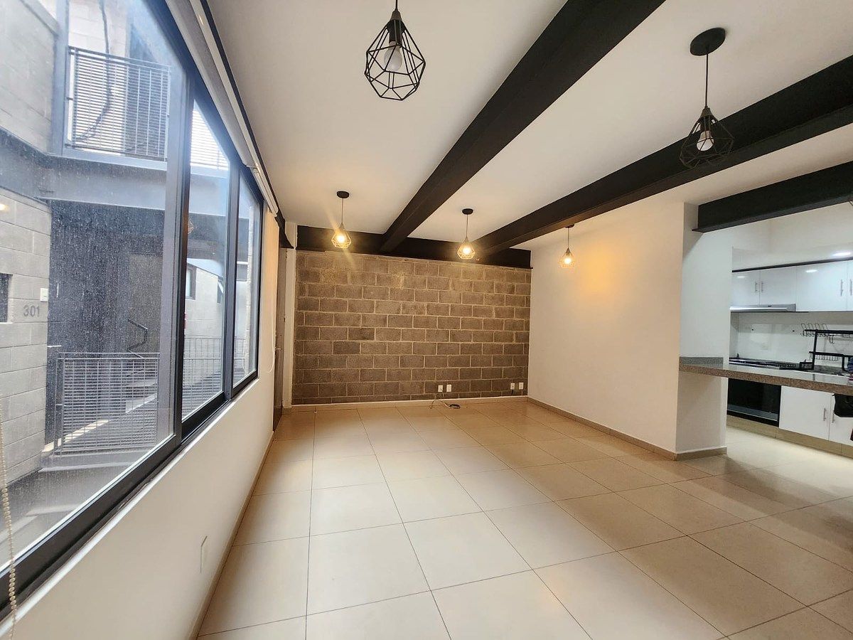 1 of 13: Sala comedor