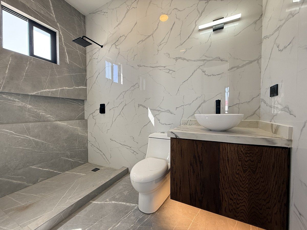 13 of 22: baño rec secundaria