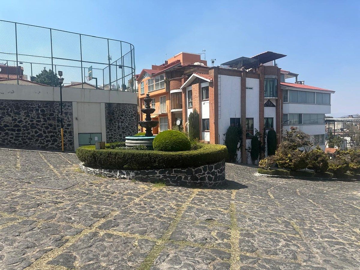 2 de 32: Casa en Venta Fraccionamiento Paseos del Ajusco Rayo Vende ®
