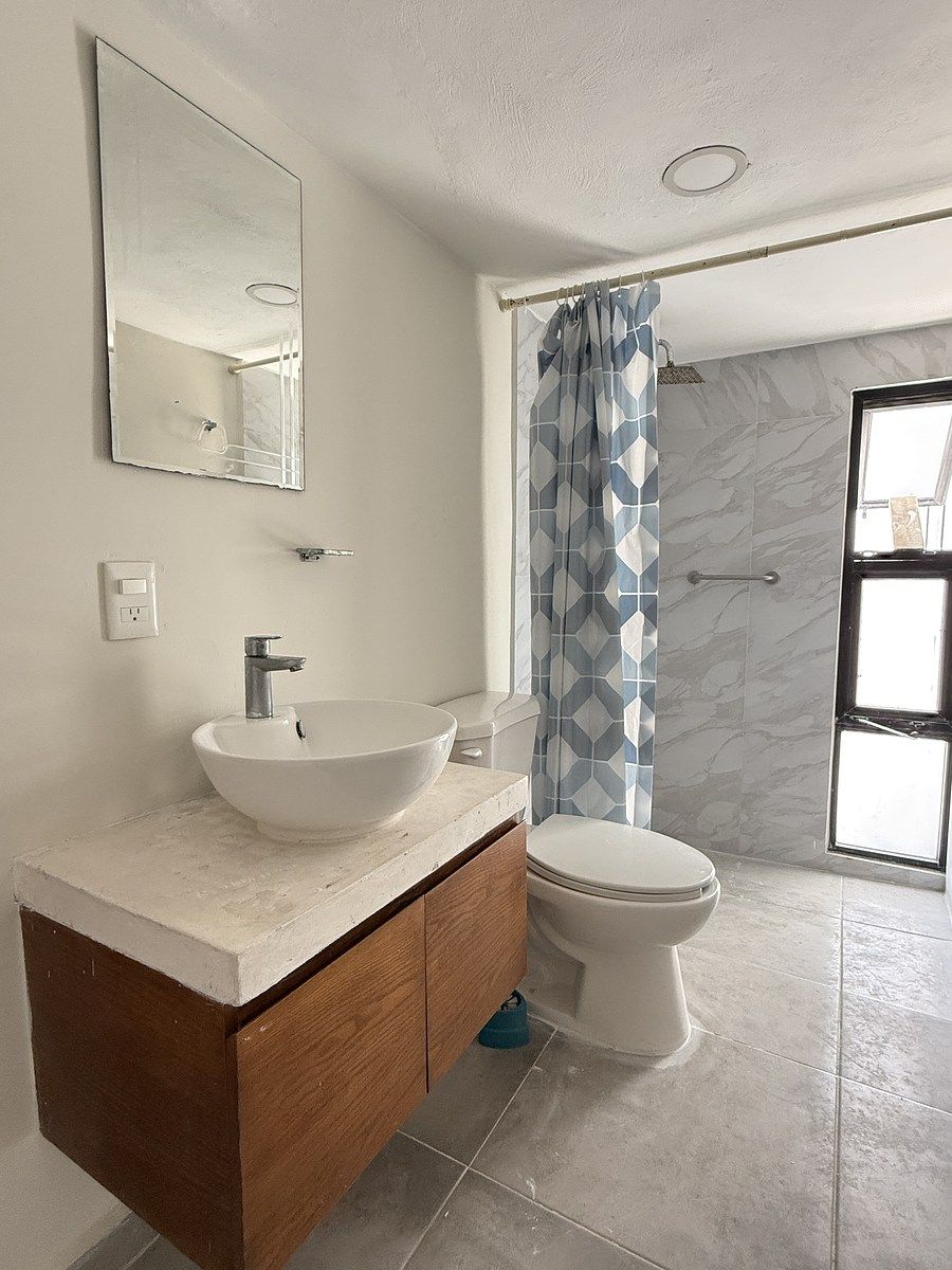 11 de 16: Baño planta alta