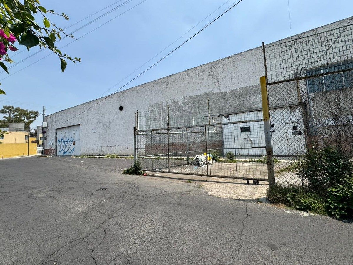 Bodega comercial en Granjas Estrella, Iztapalapa, foto 3 de 10