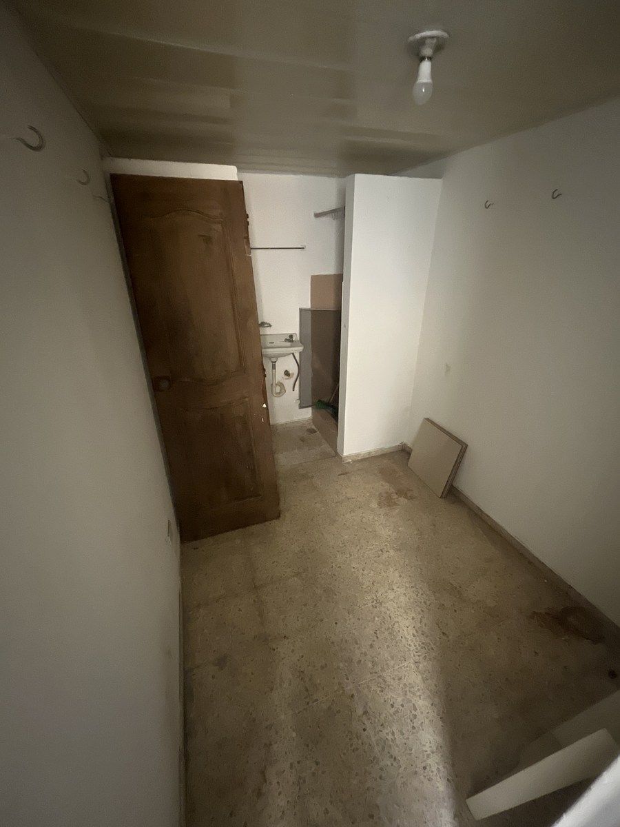 14 de 14: Cuarto de servicio con baño