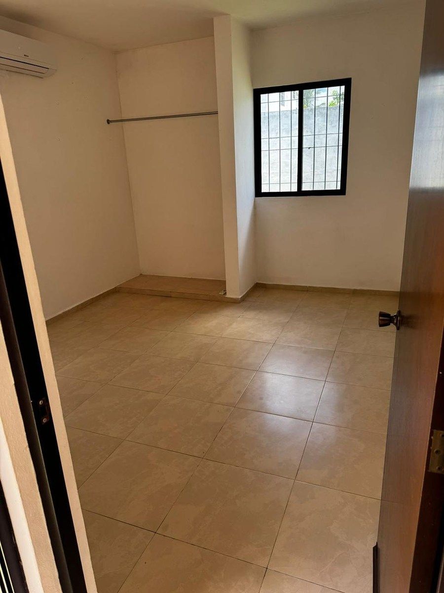 12 de 28: HABITACION 2