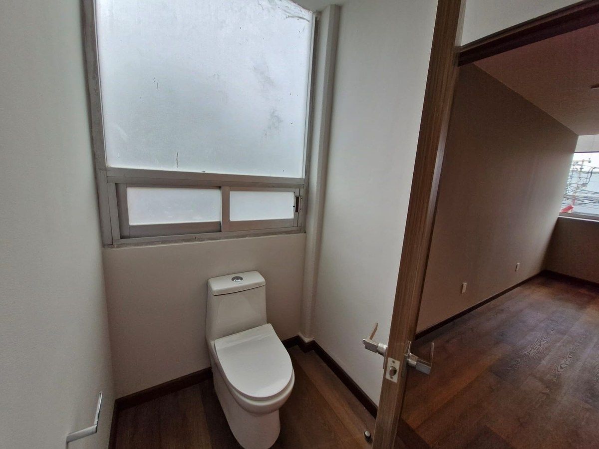 24 de 25: Oficina 4 de 33 m2