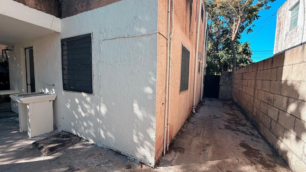 11 de 14: AREA DE LAVADO