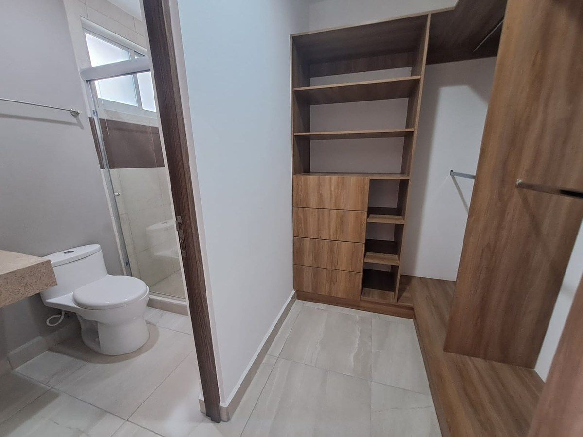 12 de 19: VESTIDOR /BAÑO REC. PPL