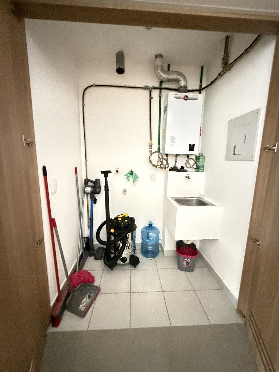 20 de 21: Clóset lavadero